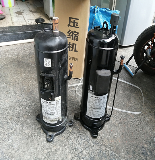 凌云中央空调压缩机的更换维修